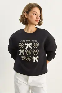 Bianco Lucci Women's Bow Embroidered Ribbon Accessory Three Thread Ribbon Sweatshirt - Image 3