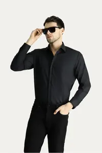 Kiğılı Long Sleeve Regular Fit Classic Collar Pocket Cotton Non-Iron Shirt - Image 2