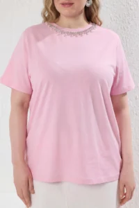 Trendyol Curve Pink Stoned Collar Relaxed Fit 100% Cotton Knitting Plus Size T-Shirt - Image 6