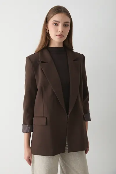 7479-BITTER-BROWN_1