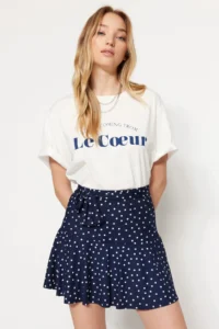 TRENDYOLMİLLA Navy Blue Polka Dot Skirt Look High Waist Mini Knitting Shorts
