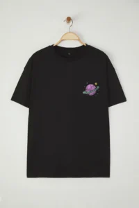 Trendyol Curve Black Galaxy Printed Oversized Fit Plus Size T-Shirt - Image 10
