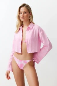 TRENDYOLMİLLA Pink Weaving 100% Cotton Beach Crop Shirt