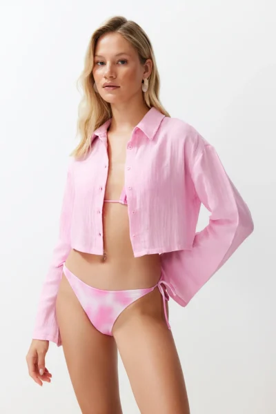 TRENDYOLMİLLA Pink Weaving 100% Cotton Beach Crop Shirt