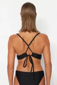 TRENDYOLMİLLA Black textured Triangle Push Up Bikini Top - Image 6