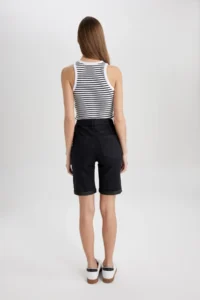 DeFacto Normal Waist Folded Leg Basic Straight Jean Shorts A1958ax24sm - Image 7