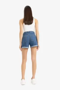 DeFacto Normal Waist Folded Leg Basic Straight Jean Shorts - Image 6