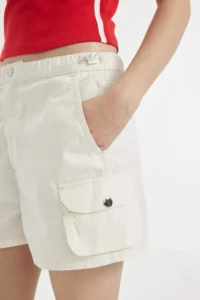 DeFacto 100% Cotton Regular Fit Normal Waist Short Leg Gabardine Shorts - Image 6