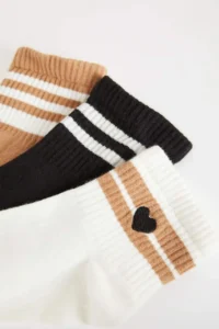 DeFacto Women's Comfortable Elastic 3-Piece Cotton Long Socks - Image 5