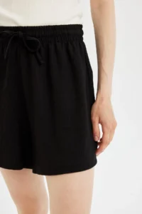 DeFacto Coool Loose Fit Crepe Shorts A6223ax24sm - Image 4