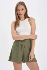 DeFacto Loose Fit Crepe Shorts - Image 2