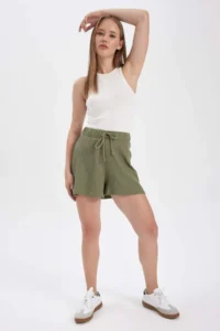 DeFacto Loose Fit Crepe Shorts - Image 3