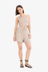 DeFacto Loose Fit Crepe Shorts - Image 3