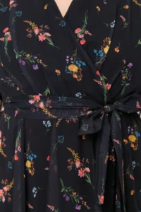 Trendyol Curve Multicolored flower patterned Siphon Double breasted Weaving Dress - Image 5