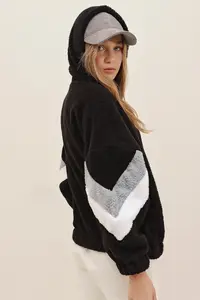 Trend Alaçatı Stili Black-Grey Hooded Zippered Sleeves Color Blocked Oversized Plush Sweatshirt - Image 6