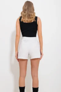 Trend Alaçatı Stili Women's Stone Double Pocket Elastic Waist Woven Linen Shorts Alc-X11715 - Image 4