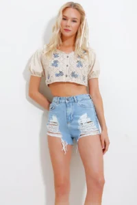 Trend Alaçatı Stili Women's Blue Double Pocket Vintage Washed Mini Shorts Alc-X11972 - Image 2
