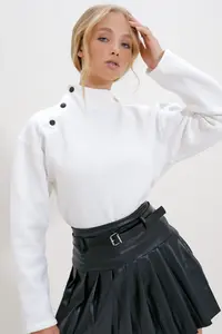 Trend Alaçatı Stili Women's White Stand-Up Collar Snap Closure Sweatshirt - Image 5