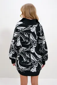 Trend Alaçatı Stili Women's Black-White Polo Shirt Neck Patterned Knitwear Sweatshirt - Image 6