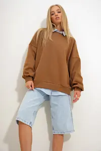 Trend Alaçatı Stili Women's Coffee Crew Neck Thick Oversized Sweatshirt - Image 2
