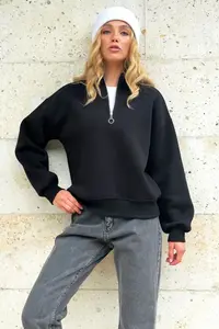 Trend Alaçatı Stili Women's Black Stand-Up Collar Zippered 3 Thread Crop Sweatshirt - Image 3