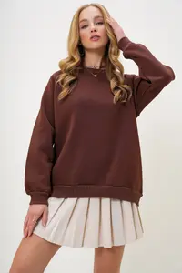 Trend Alaçatı Stili Women's Brown Crew Neck Raglan Sleeve Three Thread Rose Gold Basic Sweatshirt