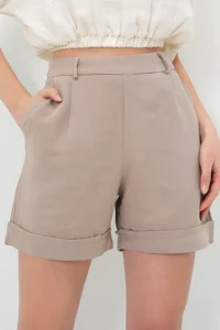 Trend Alaçatı Stili Women's Beige Double Pocket Double Leg Hidden Zipper Linen Shorts Alc-X13767 - Image 5