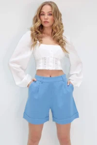 Trend Alaçatı Stili Women's Blue Double Pocket Double Leg Hidden Zipper Linen Shorts Alc-X13767 - Image 2