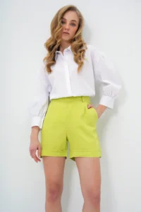 Trend Alaçatı Stili Women's Oil Green Double Pocket Double Leg Hidden Zipper Linen Shorts Alc-X13767 - Image 2