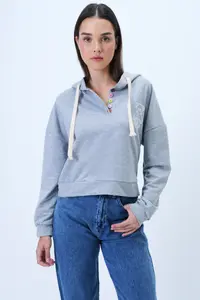 Trend Alaçatı Stili Women's Gray Hooded Teddy Bear Embroidered Colorful Buttoned Cotton Sweatshirt - Image 4