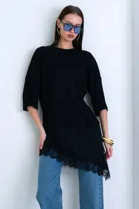 Trend Alaçatı Stili Black Oversized Lace Kombine T-Shirt - Image 4