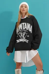 Trend Alaçatı Stili Women's Black Hooded Text Printed Inside Fleece College Sweatshirt - Image 3