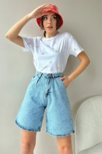 Trend Alaçatı Stili Women's Light Blue High Waist Wide Leg Bermuda Denim Shorts - Image 3
