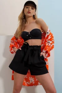 Trend Alaçatı Stili Women's Black Elastic Waist Belt Double Pocket Double Leg Denim Shorts - Image 2