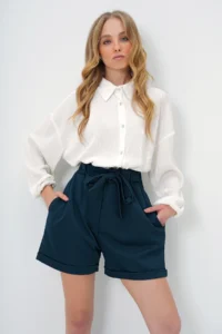 Trend Alaçatı Stili Women's Petrol Green Waist Elastic Belted Double Pocket Double Leg Carrot Gabardine Shorts Alc-X8450 - Image 4