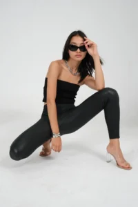 Domoda Black High Waist, Slimming, Firming Rib Detailed Faux Leather Raised Tights - Image 2