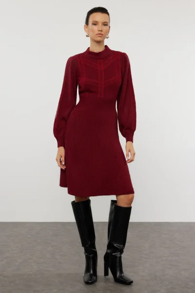 TRENDYOLMİLLA Burgundy Mini Knitwear Lace Dress