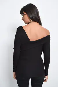 Cool & Sexy Women Black Madonna Collar Blouse - Image 4