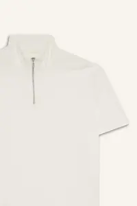 DeFacto Regular Fit Stand Collar Half Zipper Heavy Fabric Short Sleeve T-Shirt - Image 4
