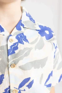 DeFacto Oversize Wide Fit Patterned Viscose Short Sleeve Shirt for Boys - Image 5