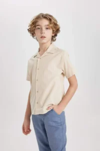 DeFacto Oversize Wide Fit Polo Neck Seersucker Textured Short Sleeve Shirt Boy - Image 4