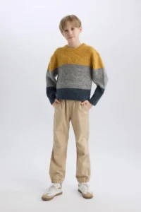 DeFacto Boy's Elastic Leg Basic Plain Gabardine Jogger Trousers B6713a825sm