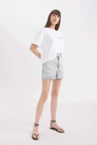 DeFacto Paperbag High Waist Fold-Ankle Jean Shorts - Image 4