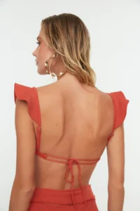 TRENDYOLMİLLA Cinnamon with flywheel Triangle Covered Bikini Top - Image 4