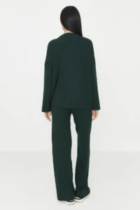 TRENDYOLMİLLA Emerald Green Wide Pattern Basic Corduroy Knitwear Top and Bottom Set - Image 5