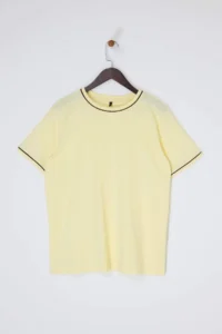 Trendyol Curve Yellow Crew Neck Biye Detailed Basic Plus Size T-Shirt - Image 6