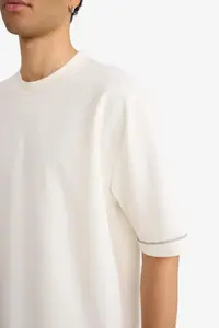 DeFacto Loose Fit Crew Neck Short Sleeve Heavy Fabric T-Shirt - Image 6