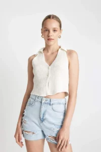 DeFacto Mom Fit High Waist Cut Out Jean Shorts - Image 5