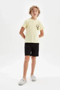 DeFacto Boy's SpongeBob Pajama Set Crew Neck Short Sleeve Top Shorts - Image 2