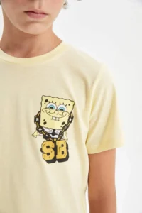 DeFacto Boy's SpongeBob Pajama Set Crew Neck Short Sleeve Top Shorts - Image 4